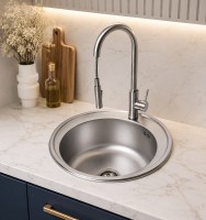 zlewozmywak-stalowy-50-cm-w-kuchni-bialej.jpg
